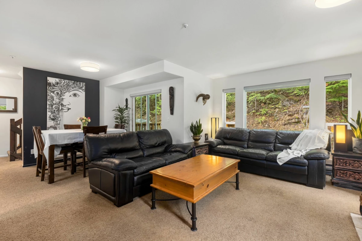 Dining Area Photo of 31 1400 Park Street, Pemberton, BC