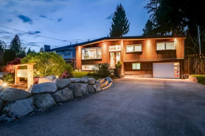 308 Mount Royal Drive, Port Moody, BC, Port Moody — Single Family Residence for sale
