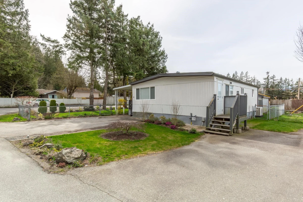 Exterior Rear Photo of 8 45715 Alma Avenue, Sardis, BC
