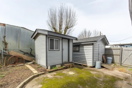 Backyard Photo of 8 45715 Alma Avenue, Sardis, BC