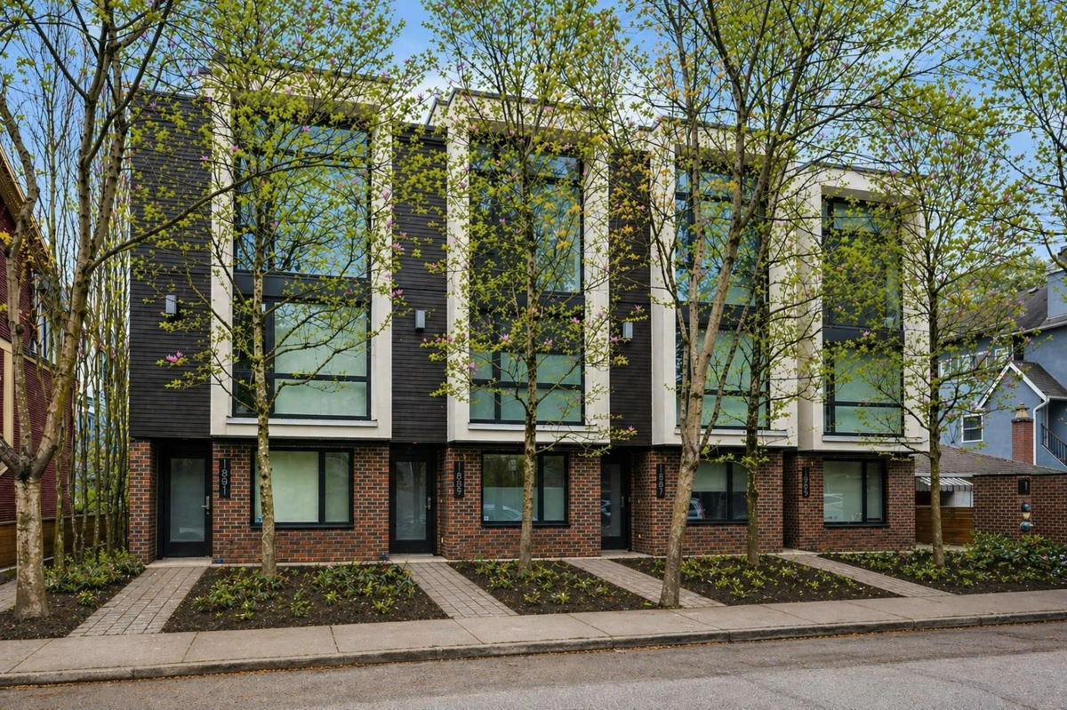 Exterior Rear Photo of 1889 W 2nd Avenue, Vancouver, BC