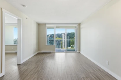 2103 570 Emerson Street, Coquitlam, BC, Coquitlam — Apartment/Condo for sale