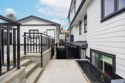 Mudroom Photo of 4541 Hoy Street, Vancouver, BC