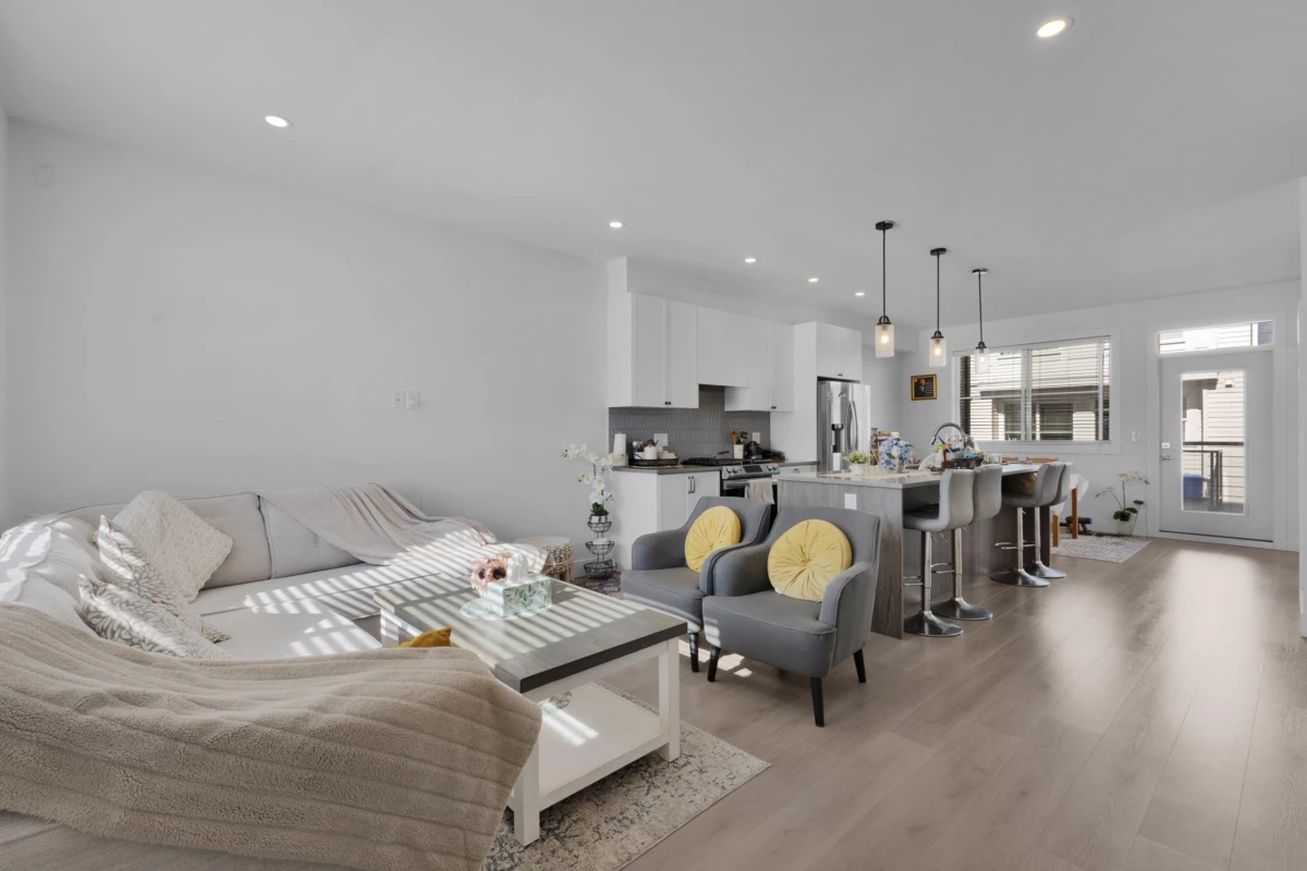 Dining Area Photo of 55 14355 62 Avenue, Surrey, BC