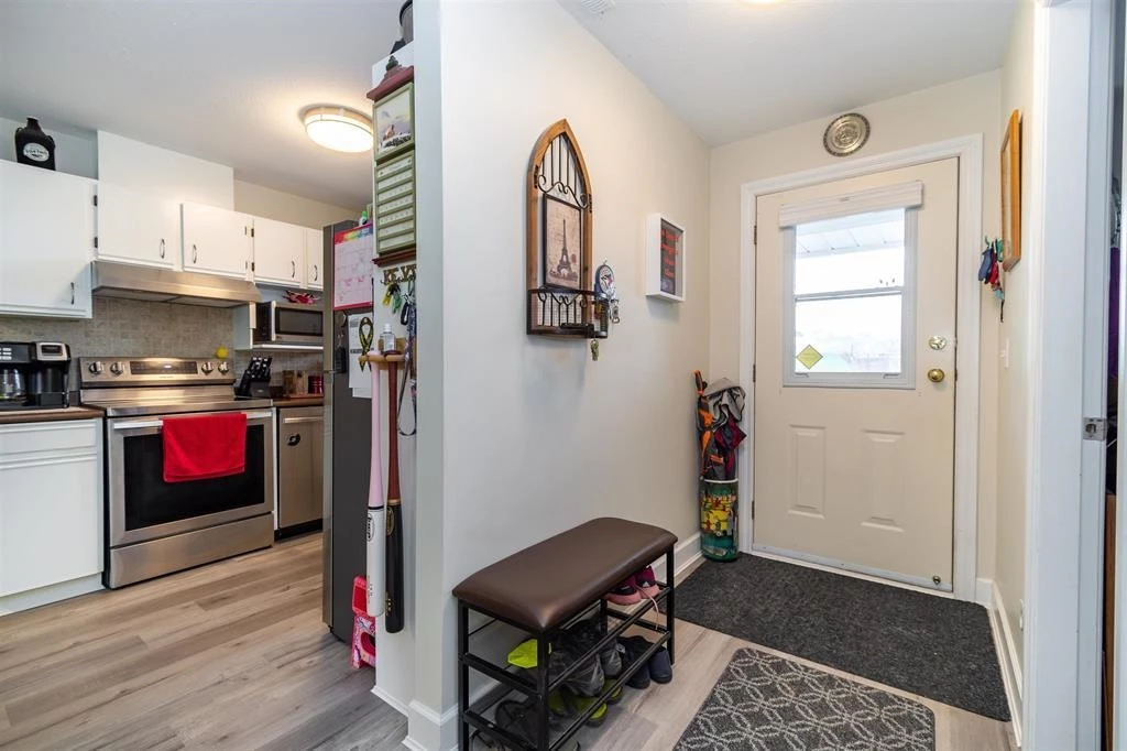 Family Room Photo of 8 45435 Knight Road, Chilliwack, BC