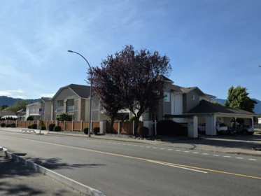 Office / Den Photo of 8 45435 Knight Road, Chilliwack, BC