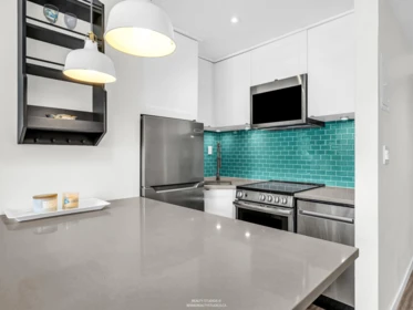 Kitchen Photo of 501 1250 Burnaby Street, Vancouver, BC
