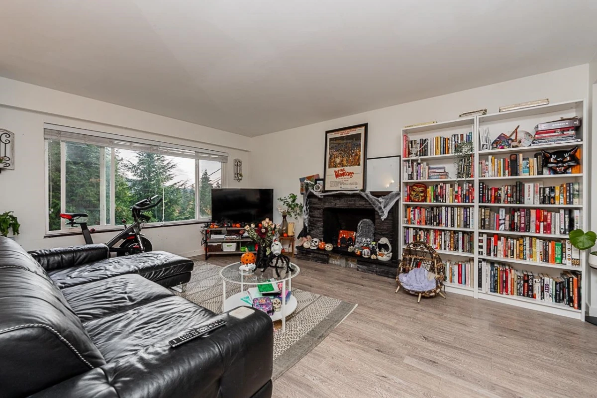 Family Room Photo of 4377 Mountain Highway, North Vancouver, BC