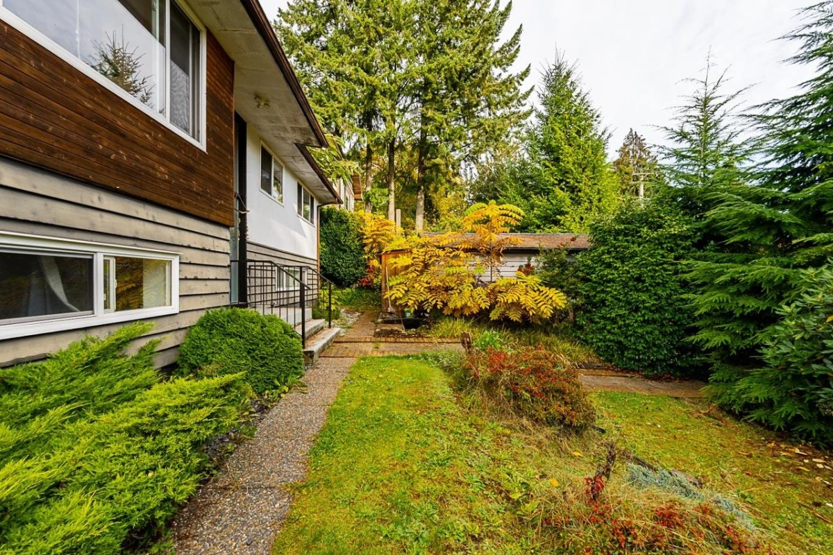 Living Room Photo of 4377 Mountain Highway, North Vancouver, BC