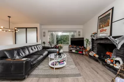 4377 Mountain Highway, North Vancouver, BC, North Vancouver — Single Family Residence for sale