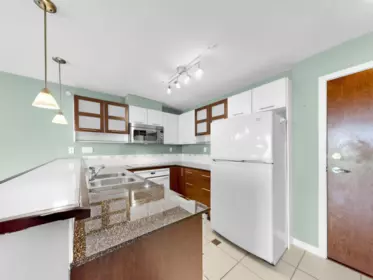 Mudroom Photo of 824 7831 Westminster Highway, Richmond, BC