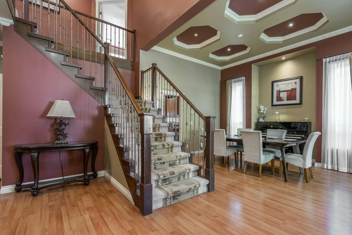 Living Room Photo of 7625 151a Street, Surrey, BC
