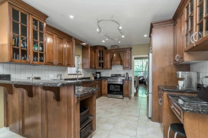 Breakfast Nook Photo of 7625 151a Street, Surrey, BC