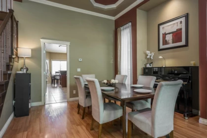 Kitchen Island Photo of 7625 151a Street, Surrey, BC