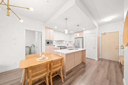 Pantry Photo of 515 2188 Madison Avenue, Burnaby, BC