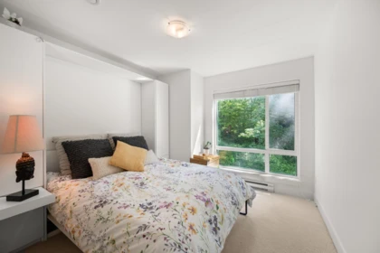 Hallway Photo of 173 16433 19 Avenue, Surrey, BC
