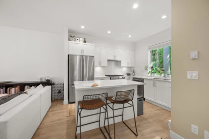 Kitchen Photo of 173 16433 19 Avenue, Surrey, BC