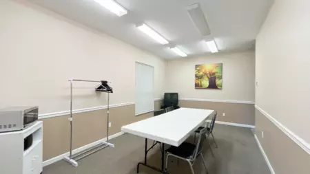 Basement Recreation Room Photo of 302 14980 101a Avenue, Surrey, BC