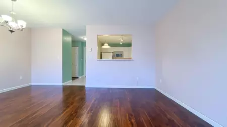 Kitchen Photo of 302 14980 101a Avenue, Surrey, BC