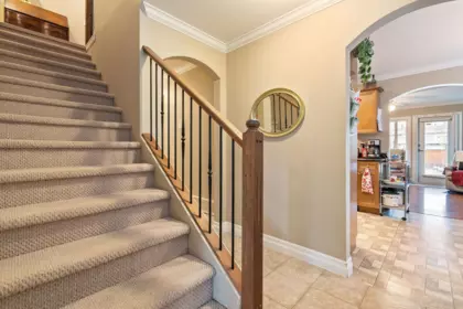 Entry Foyer Photo of 16 6449 Blackwood Lane, Chilliwack, BC