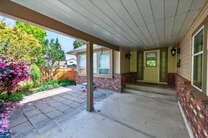 15789 98a Avenue, Surrey, BC, Surrey — Single Family Residence for sale