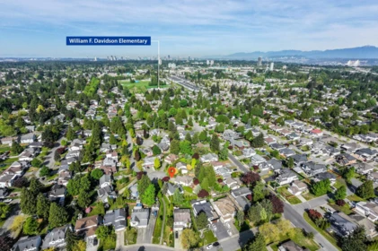 Fitness Center Photo Near 15789 98a Avenue, Surrey, BC