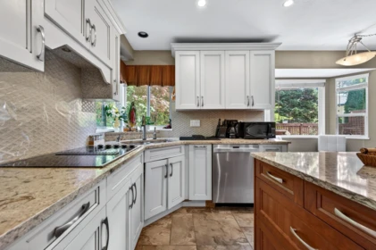 Primary Bedroom Photo of 15789 98a Avenue, Surrey, BC