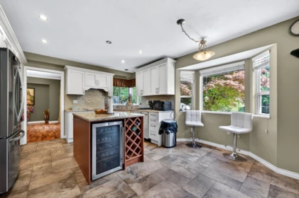 Walk-In Closet Photo of 15789 98a Avenue, Surrey, BC