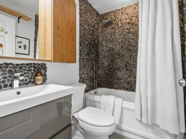 Laundry Room Photo of PH6 688 E 17th Avenue, Vancouver, BC