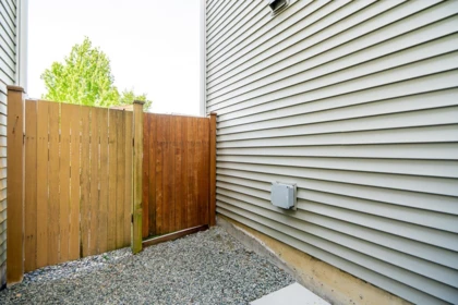 Front Yard Photo of 20591 84th Avenue, Langley, BC