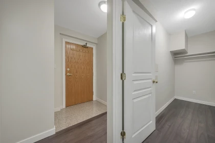 Walk-In Closet Photo of 309 1189 Howe Street, Vancouver, BC