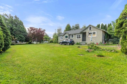 Garden / Landscaping Photo of 41793 Yarrow Central Road, Yarrow, BC