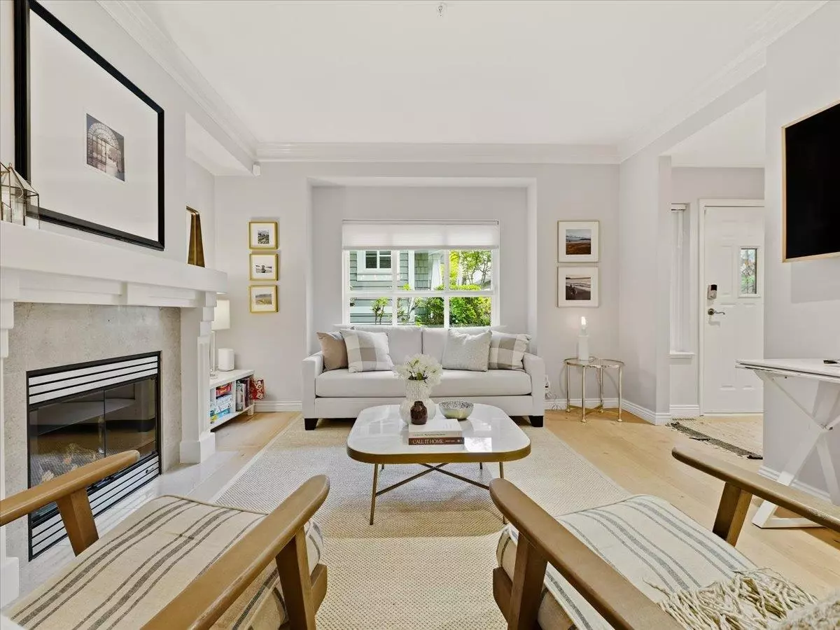 Living Room Photo of 11 2688 Mountain Highway, North Vancouver, BC