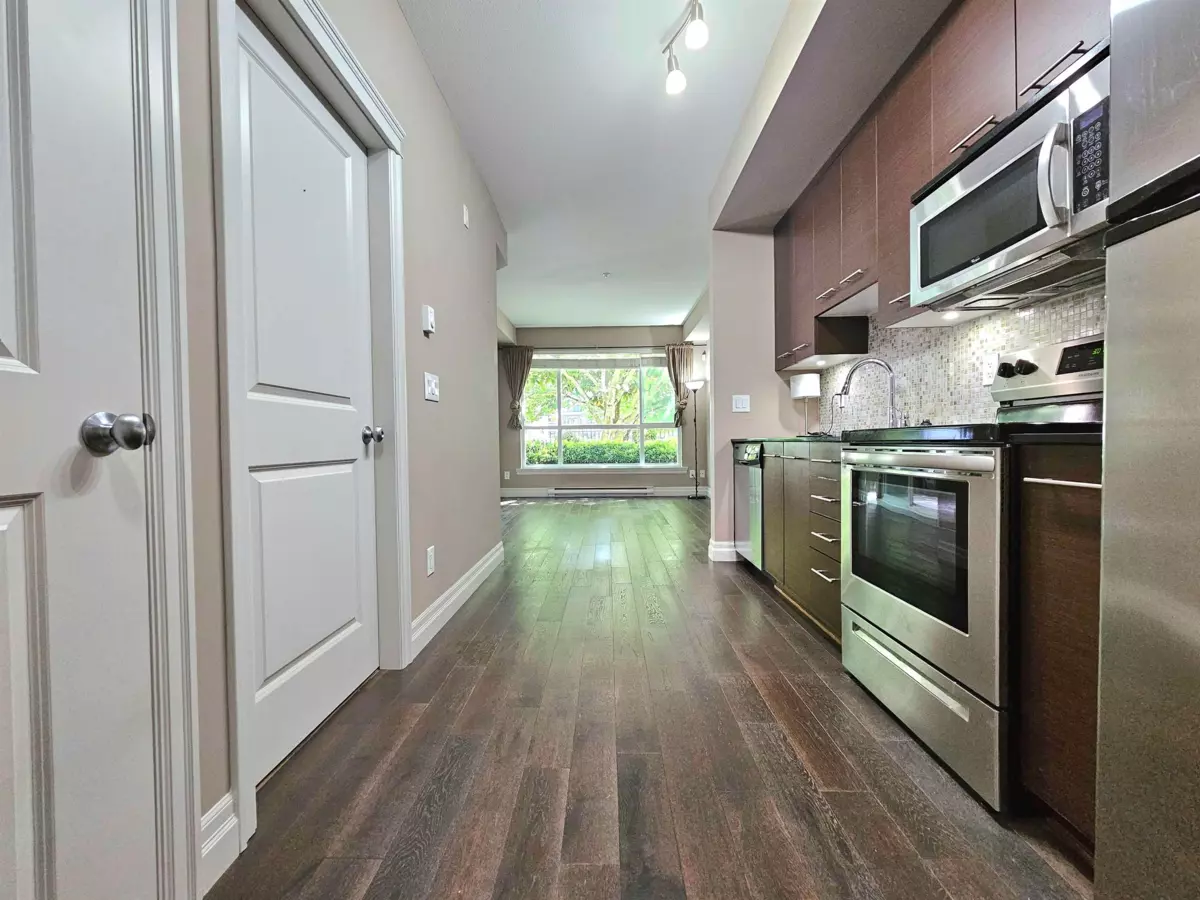 Dining Area Photo of 110 2343 Atkins Avenue, Port Coquitlam, BC