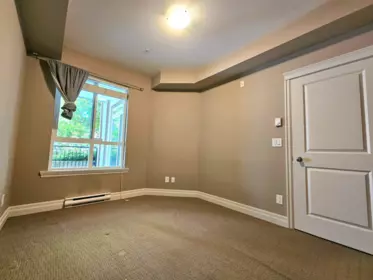 Mudroom Photo of 110 2343 Atkins Avenue, Port Coquitlam, BC