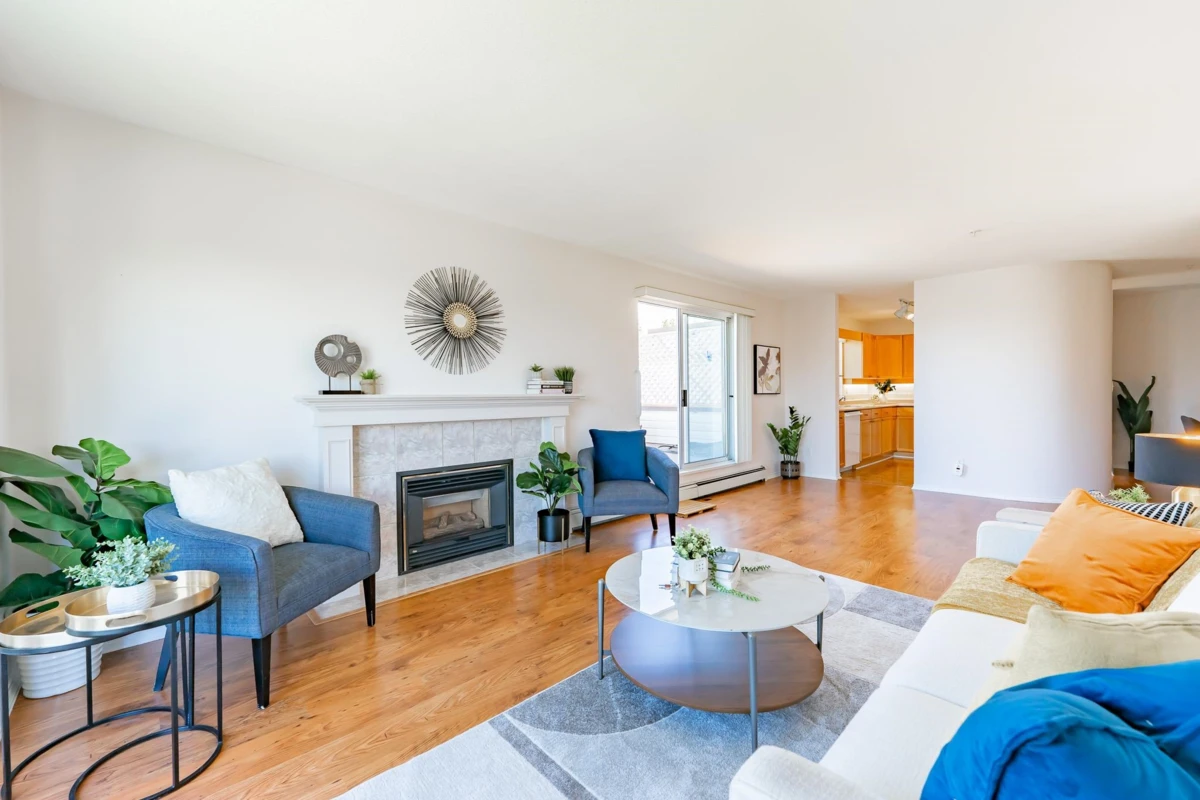 Family Room Photo of 303 9260 No. 2 Road, Richmond, BC