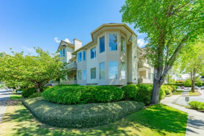 Garden / Landscaping Photo of 303 9260 No. 2 Road, Richmond, BC