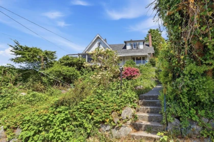 1013 Duchess Avenue, West Vancouver, BC, West Vancouver — Single Family Residence for sale