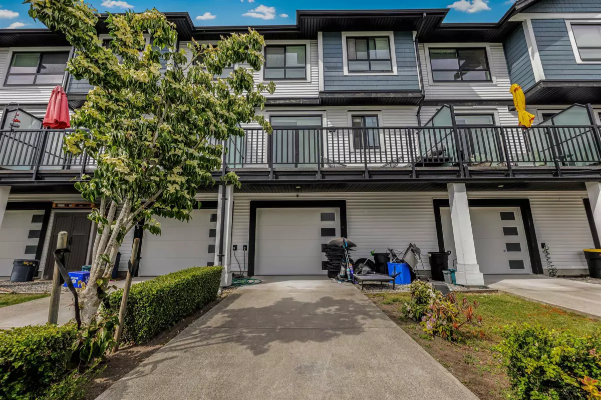 Exterior Rear Photo of 26 19704 55a Avenue, Langley, BC
