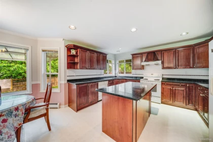 Breakfast Nook Photo of 11028 162a Street, Surrey, BC