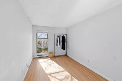 Breakfast Nook Photo of 108 251 W 4th Street, North Vancouver, BC