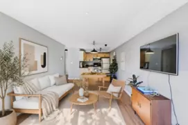 108 251 W 4th Street, North Vancouver, BC