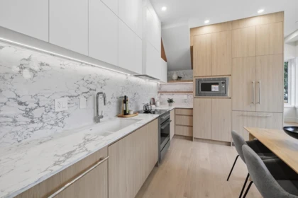 Breakfast Nook Photo of 1 2511 Kitchener Street, Vancouver, BC