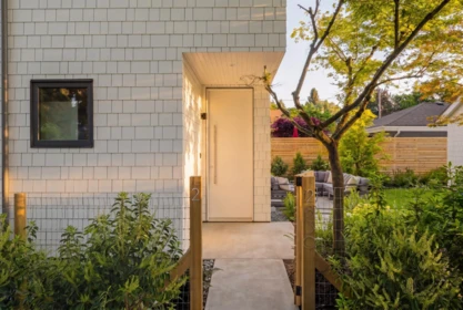 Hot Tub / Spa Photo of 2 2830 Musqueamview Street, Vancouver, BC