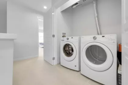 Walk-In Closet Photo of 47 10388 No. 2 Road, Richmond, BC