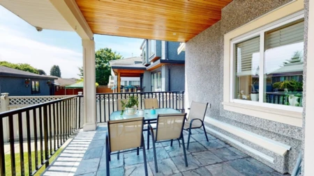 Outdoor Kitchen Photo of 1010 Edinburgh Street, New Westminster, BC