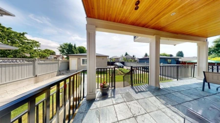 Swimming Pool Photo of 1010 Edinburgh Street, New Westminster, BC
