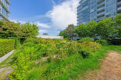 Garden / Landscaping Photo of 503 6733 Buswell Street, Richmond, BC