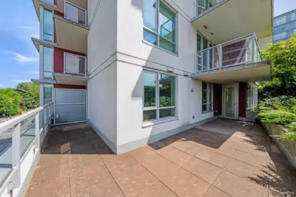Hallway Photo of 503 6733 Buswell Street, Richmond, BC
