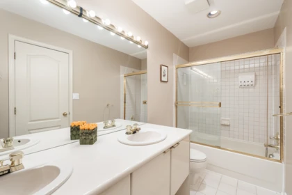 Hot Tub / Spa Photo of 1595 Tyrol Court, West Vancouver, BC